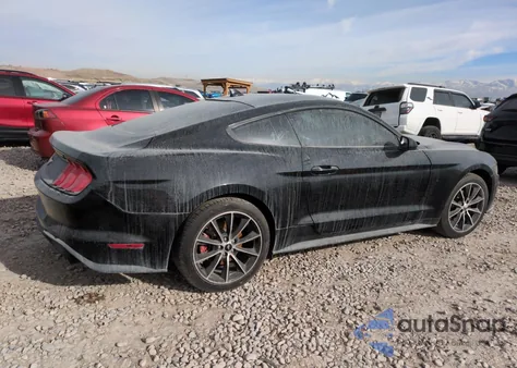 2021 Ford Mustang z USA, uszkodzony, nr VIN 1FA6P8TH6M5107882